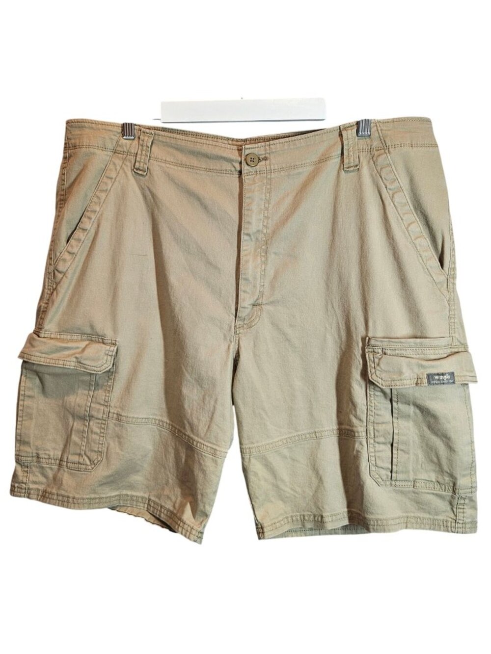 Wrangler Relaxed Fit Cargo Shorts Men 40 Tan Beige Utility Dad Gorpcore Pockets